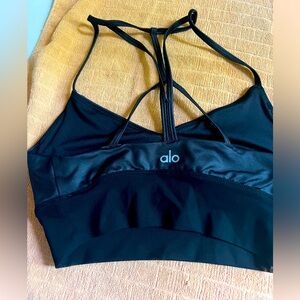 🌟✨selling black Alo sport bra ✨🌟